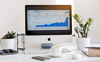 九游官网pc-高温酷跑：极端天气对赛车性能的挑战